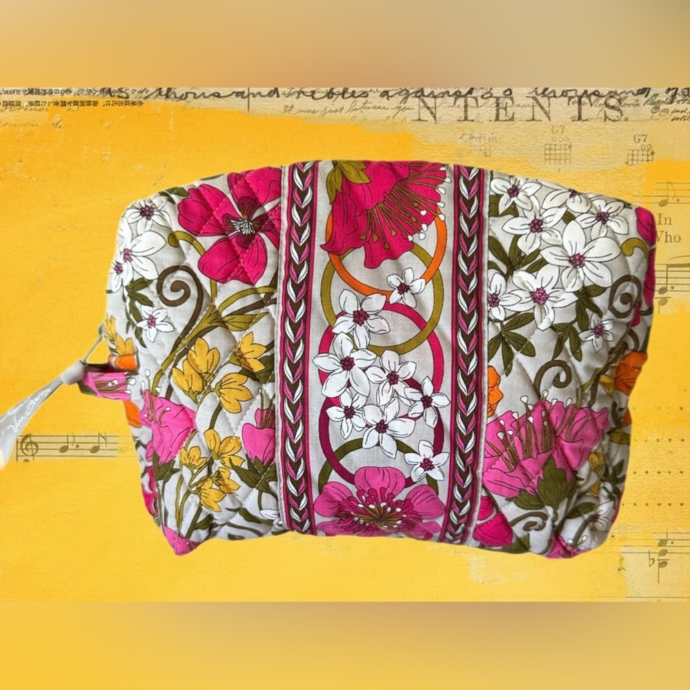Vera Bradley Vintage Medium Cosmetic Bag in Retired Tea Garden (2011)  NWOT